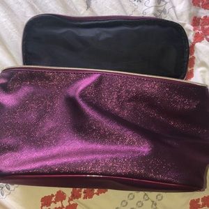 2 makeup bags!
